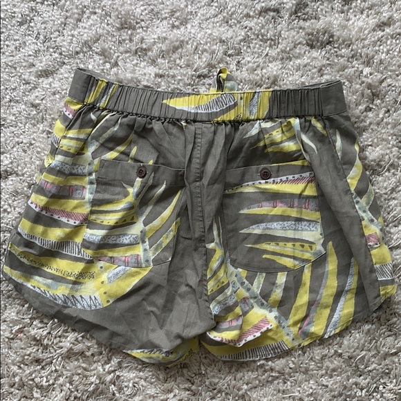 Patagonia Palms of my Heart Shorts - Picture 6 of 6